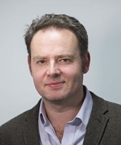 Profile photo for Dr Simon McEnnis
